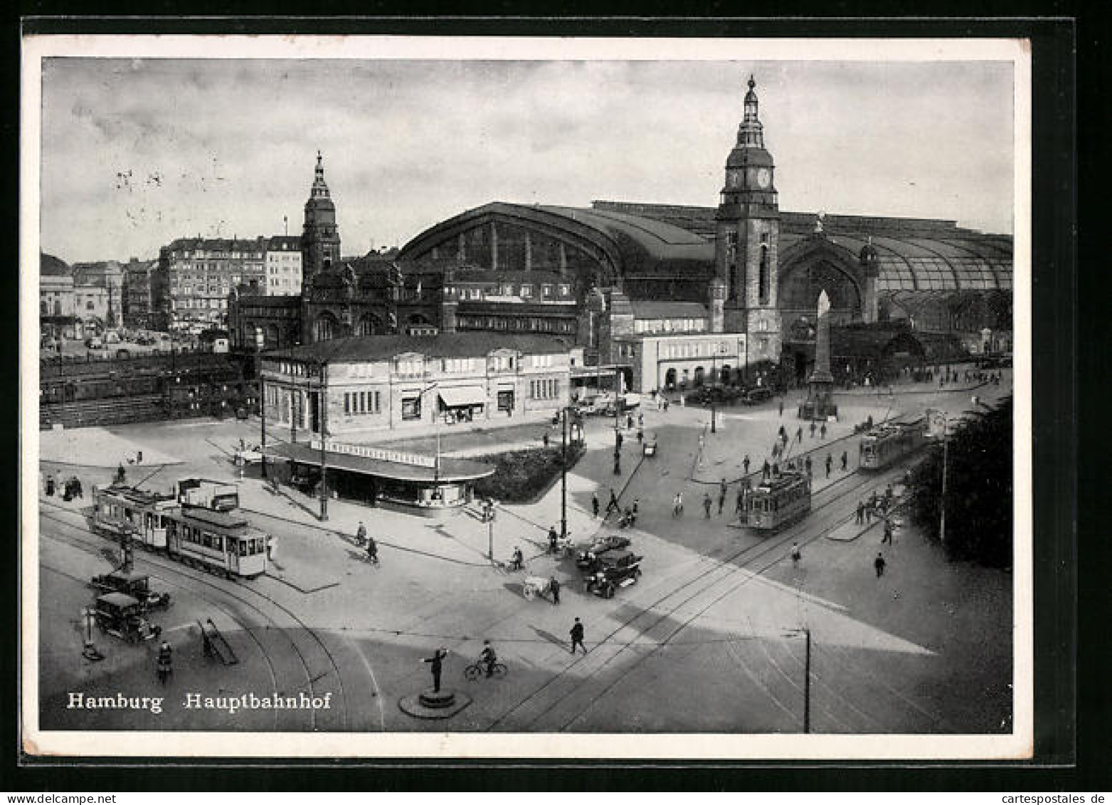 AK Hamburg, Georgsplatz Mit Hauptbahnhof Und Strassenbahnen  - Tramways