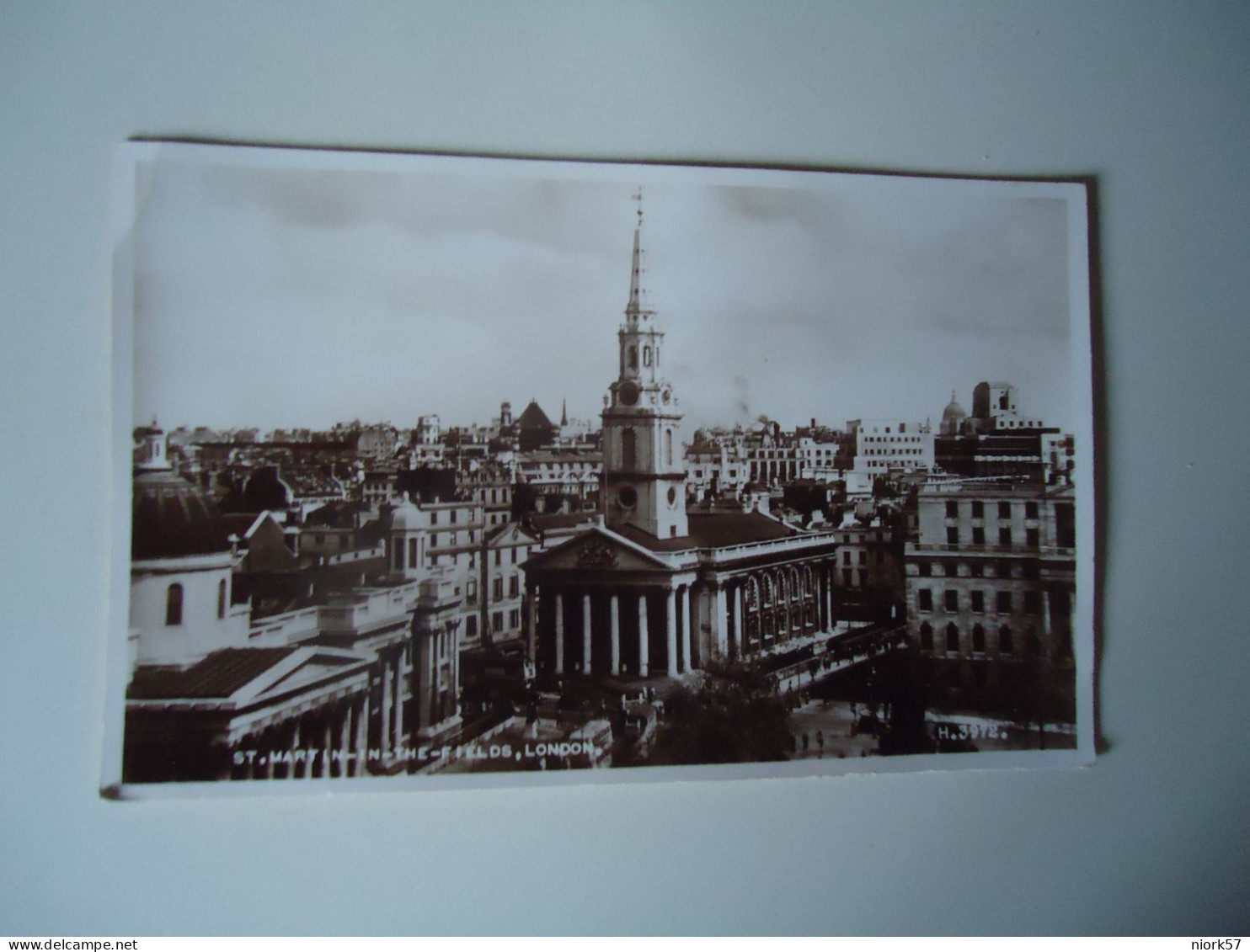 UNITED KINGDOM    POSTCARDS   ST. MARTIN LONDON   MORE  PURHASES 10% DISCOUNT - Autres & Non Classés