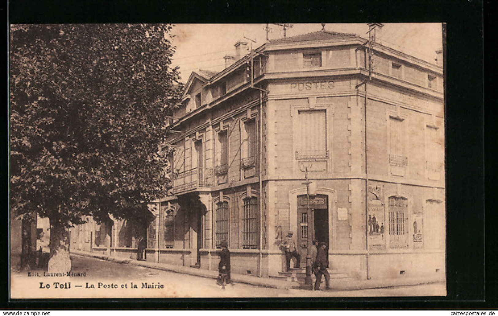 CPA Le Teil, La Poste Et La Mairie  - Le Teil