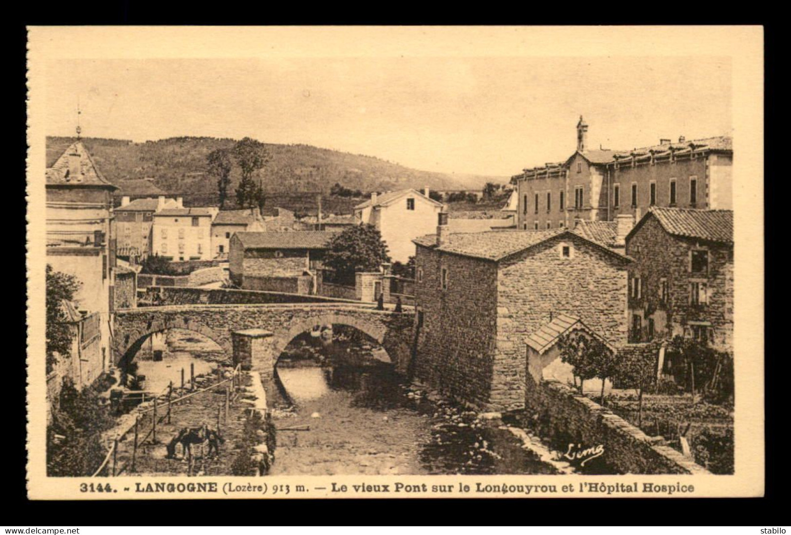 48 - LANGOGNE - LE VIEUX PONT  ET L'HOPITAL-HOSPICE - Langogne