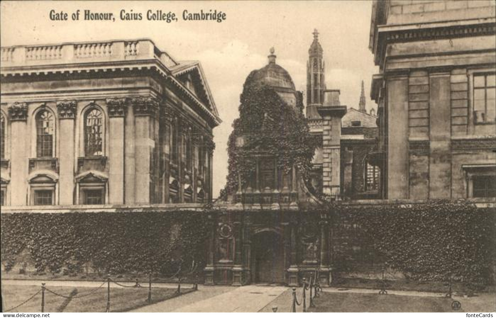 11384349 Cambridge Cambridgeshire Gate Of Honour Caius College Cambridge - Autres & Non Classés