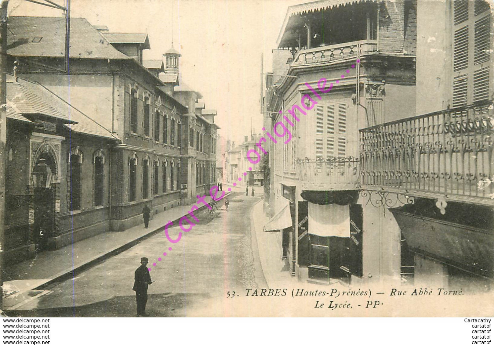 65.  TARBES .  Rue Abbé Torné . Le Lycée . - Tarbes