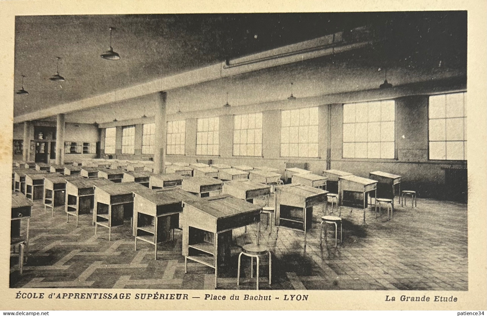 69 - Lyon - École D’Apprentissage Supérieur - Place Du Bachut - La Grande Etude - Lyon 8