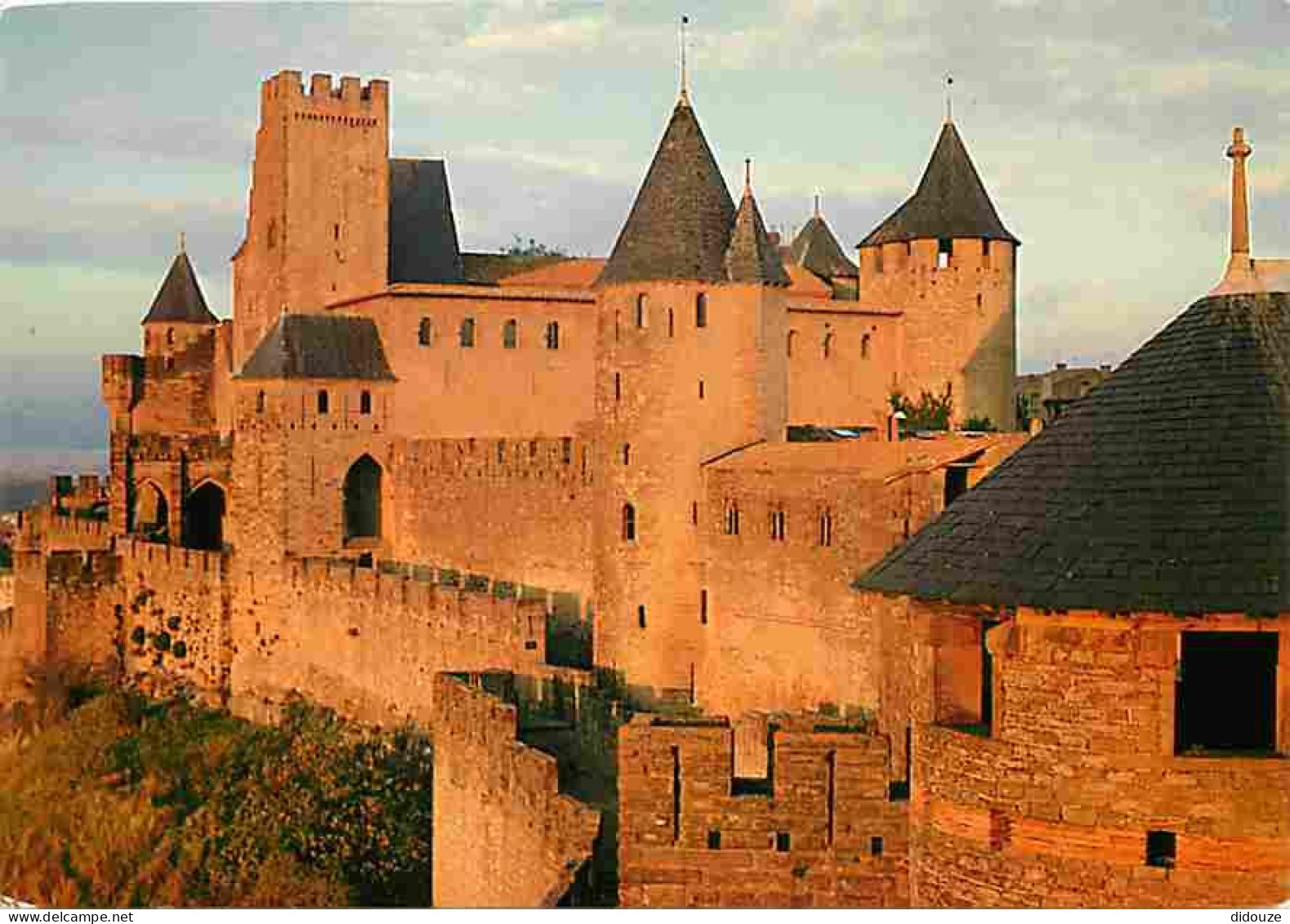 11 - Carcassonne - La Cité Médiévale - Le Château Comtal - Carte Neuve - CPM - Voir Scans Recto-Verso - Carcassonne