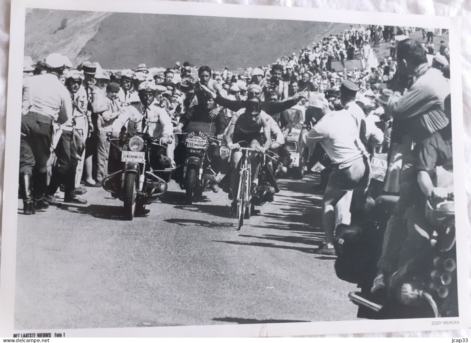 CYCLISME  -  FOTO HET LAATSTE NIEUWS  -  EDDY MERCKX  -  35 X 25  - - Ciclismo