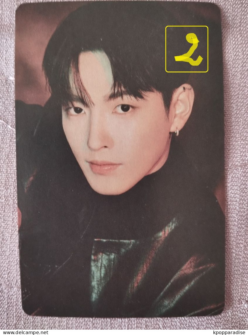 Photocard K POP Au Choix  ATEEZ 2024 Season's Greetings 8 Makes 1 Team Hong Joong - Objetos Derivados