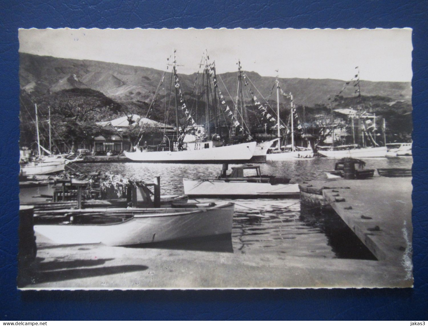 CPSM  POLYNÉSIE FRANÇAISE - TAHITI - PAPEETE - QUAI DES YACHTS - Polynésie Française