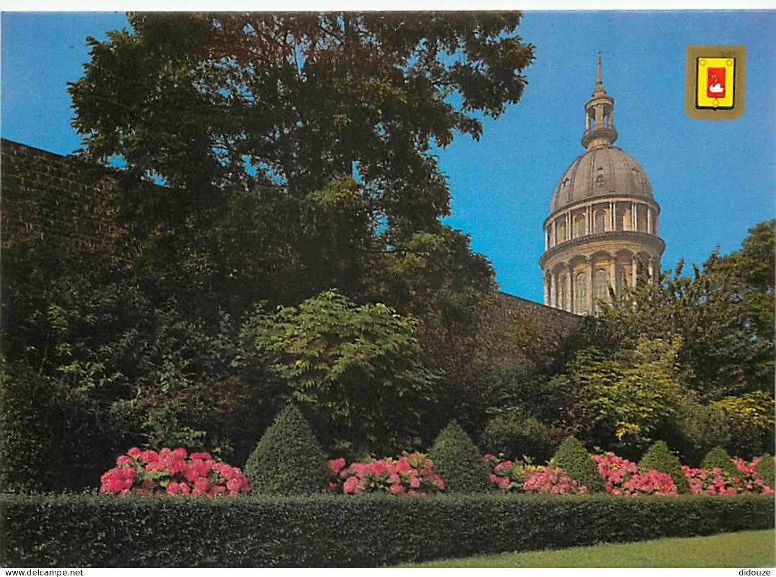 62 - Boulogne Sur Mer - Jardin Des Remparts Et Dôme De Ia Cathédrale - Fleurs - CPM - Carte Neuve - Voir Scans Recto-Ver - Boulogne Sur Mer