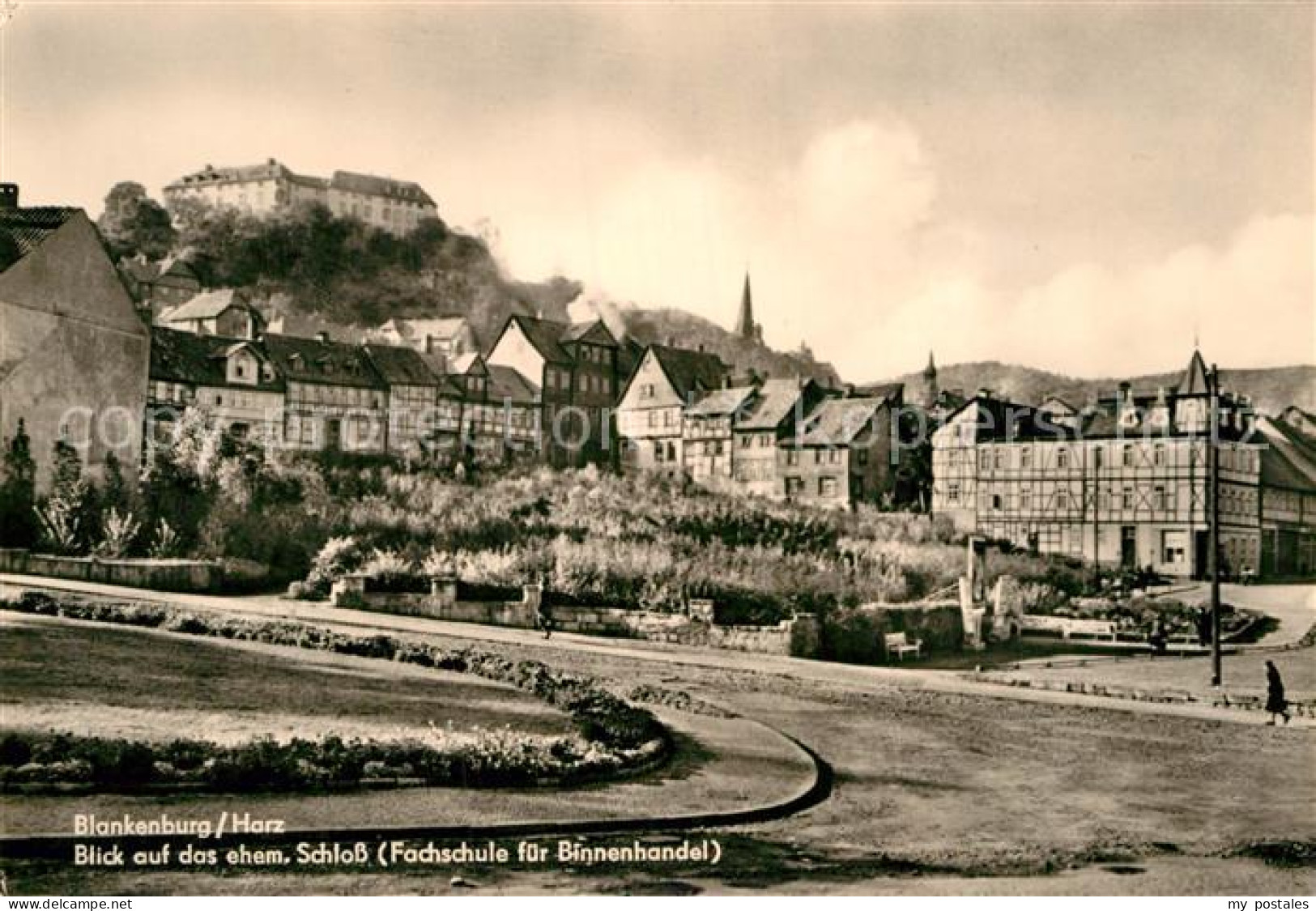 72951676 Blankenburg Harz Blick Auf Ehemaliges Schloss Fachschule Fuer Binnenhan - Blankenburg