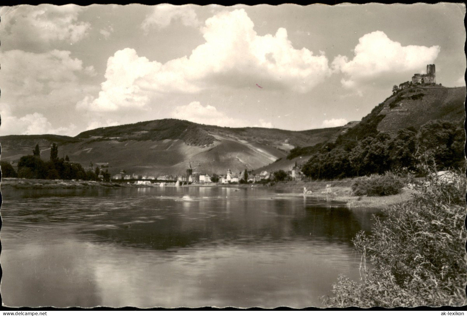 Ansichtskarte Bernkastel-Kues Berncastel-Cues Mosel Mit Stadt 1957 - Bernkastel-Kues