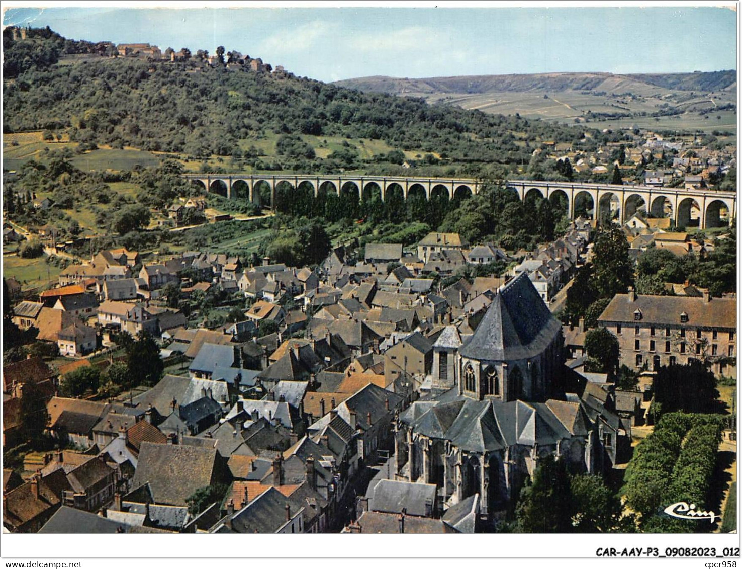 CAR-AAYP3-18-0149 - ST-SATUR - Vue Generale Aerienne - L'eglise - Le Viaduc Et La Butte De Sancerre - Saint-Satur