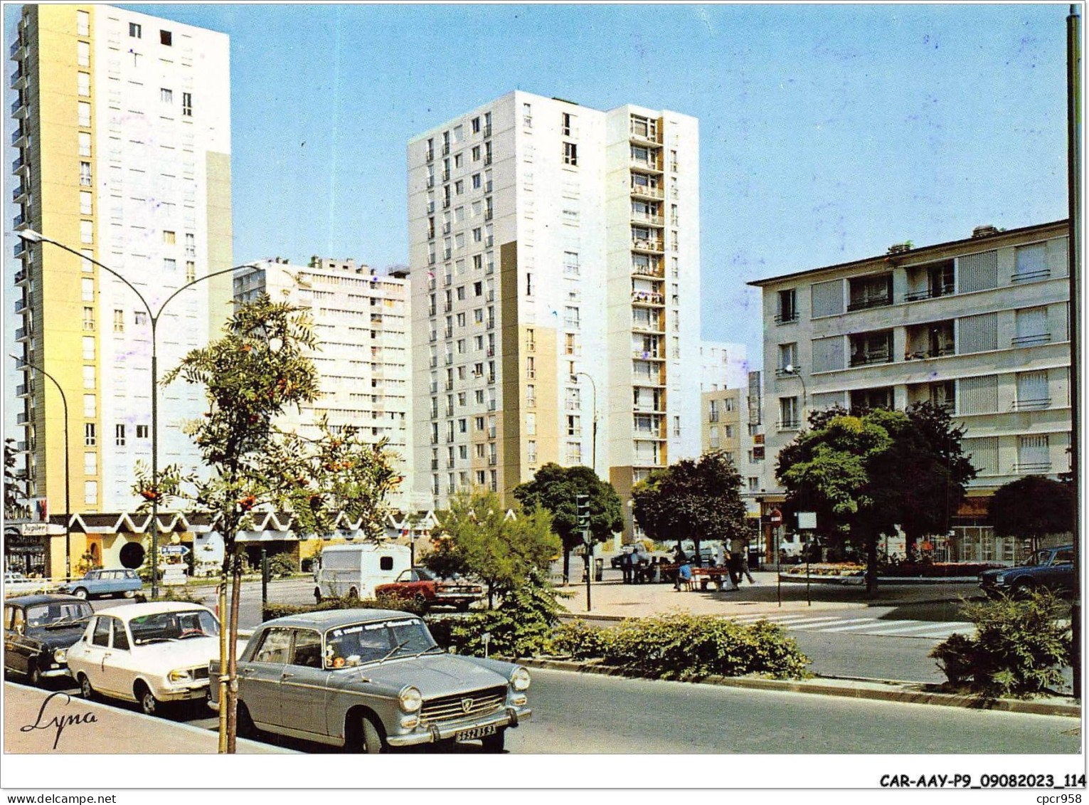 CAR-AAYP9-93-0684 - NOISY-LE-SEC - Place Jeanne D'ARC - Noisy Le Sec