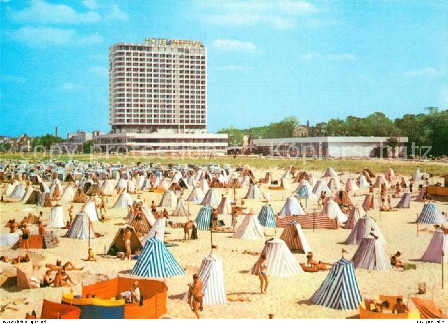 72947020 Warnemuende Ostseebad Strand Mit Hotel Neptun Warnemuende - Rostock