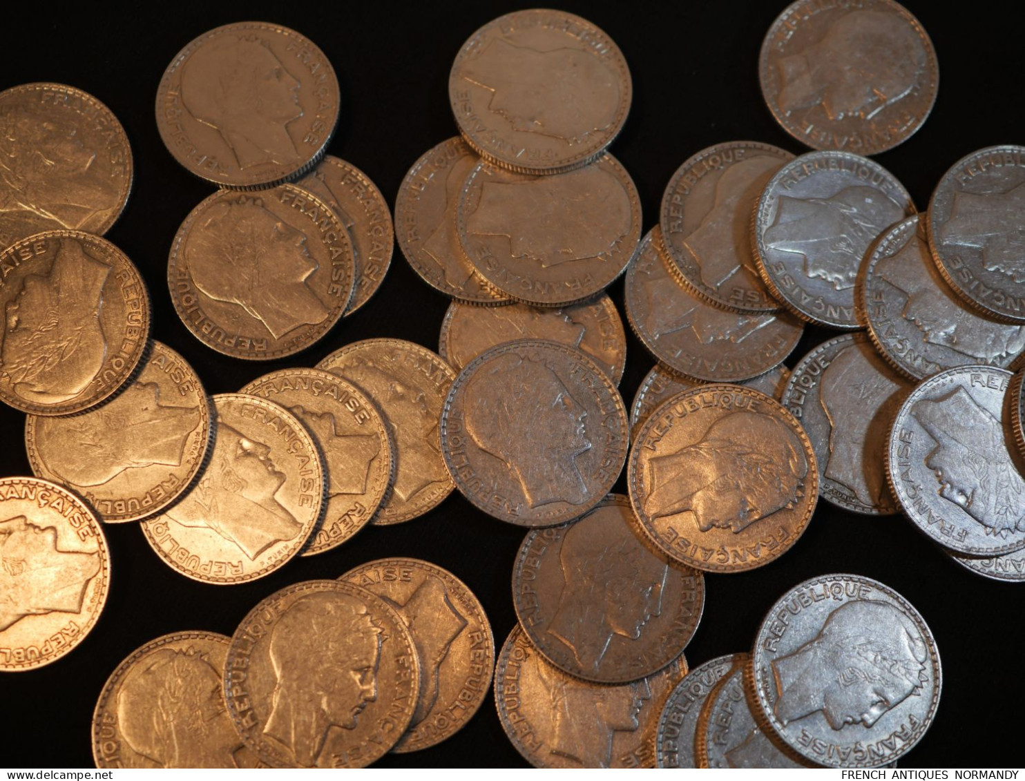 Important lot de 126 pièces de monnaie française en argent 10 FRANCS TURIN - années 30 1,254 kg ref JUL24TUR001