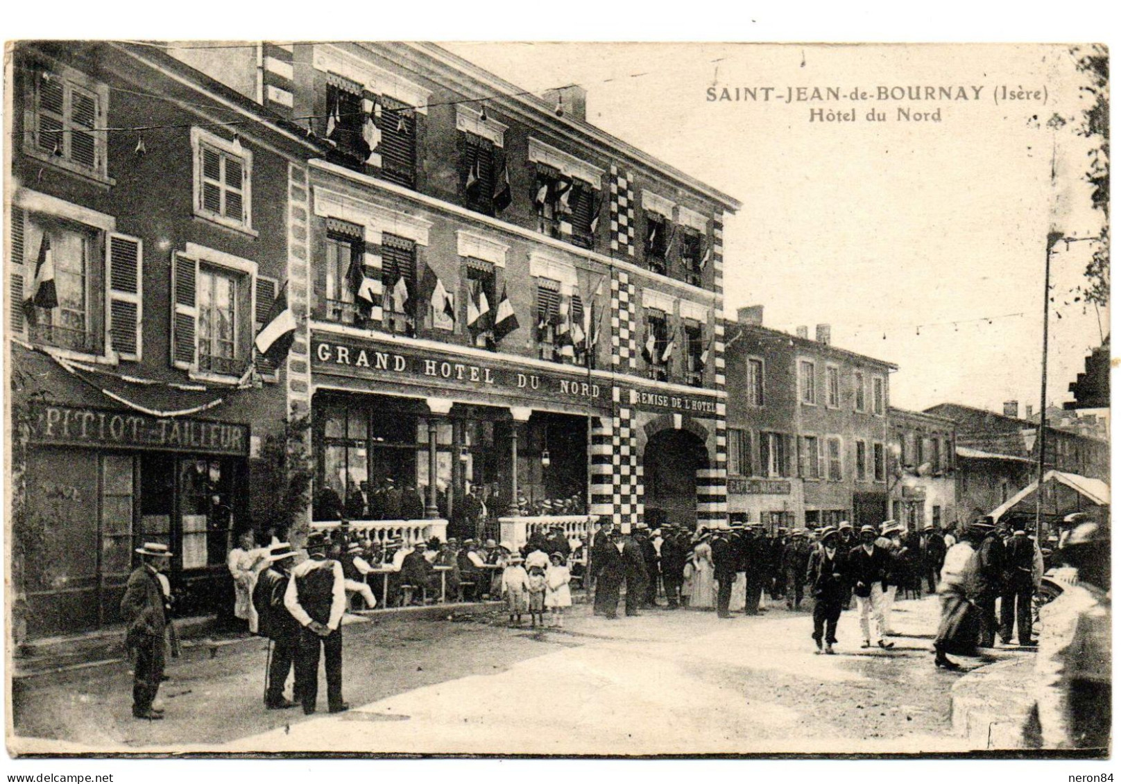 GRAND HOTEL DU NORD A SAINT JEAN DE BOURNAY 38 UN JOUR DE FETE. - Saint-Jean-de-Bournay