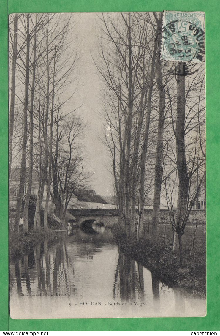 HOUDAN - LES BORDS DE LA VEGRE - Carte écrite En Mai 1906 - Houdan