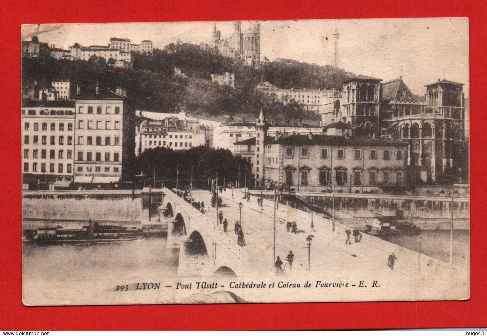 CARTE POSTALE DE LYON AVEC CACHET GARE LYON PERRACHE - LE COMMISSAIRE MILITAIRE LE 25/02/1916 - DOC - Covers & Documents