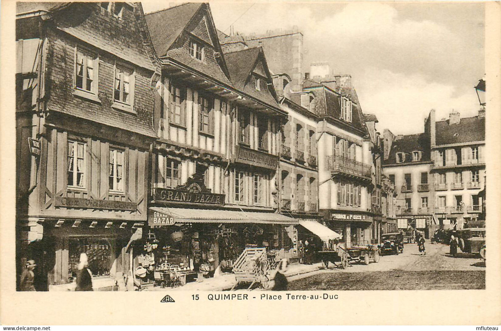 29* QUIMPER   Place Terre Au Duc   RL23,0218 - Quimper
