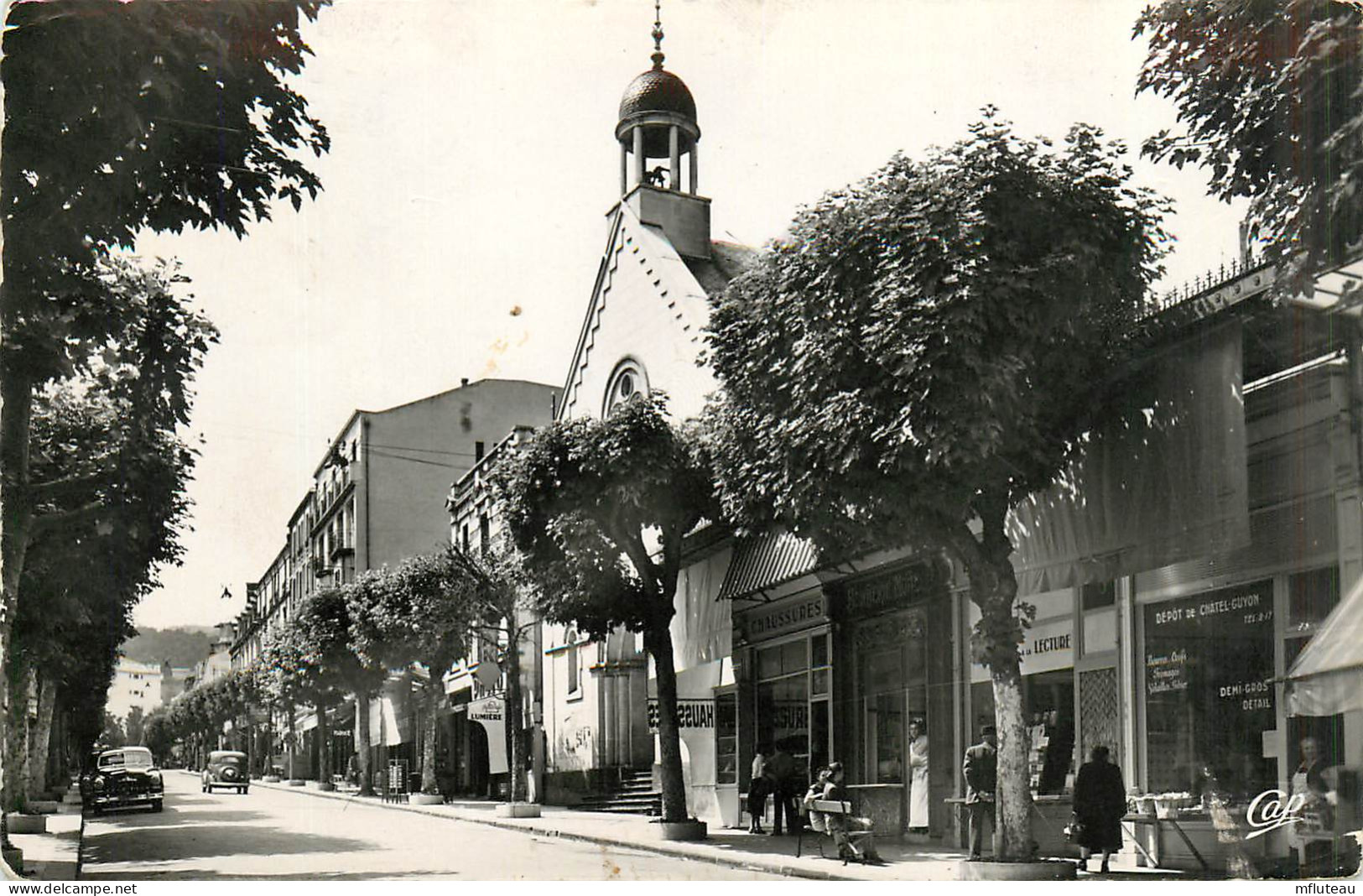 63* CHATEL GUYON  Av Baraduc (CPSM 9x14cm)        RL35.0476 - Châtel-Guyon