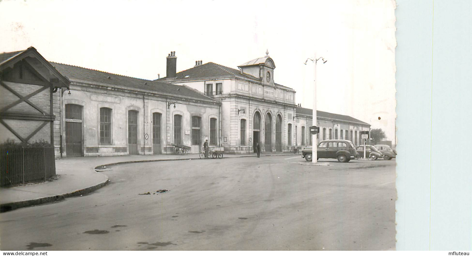 70* VESOUL   La Gare SNCF  (CPSM 9x14cm)         RL35.1073 - Vesoul