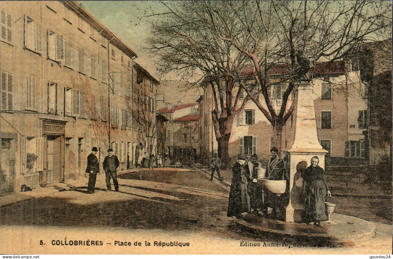 COLLOBRIERES - Place De La République - Collobrieres