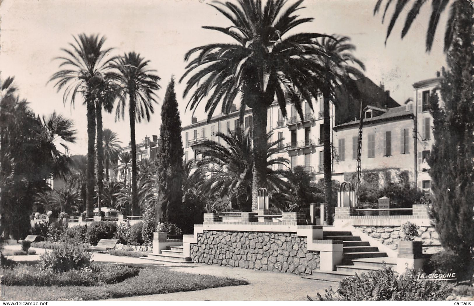 83-HYERES-N°3823-E/0217 - Hyeres