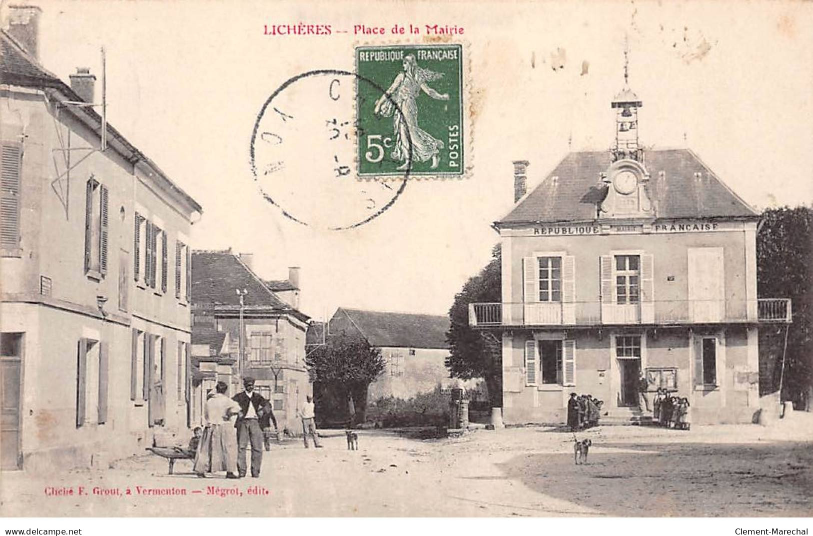 LICHERES - Place De La Mairie - Très Bon état - Altri & Non Classificati