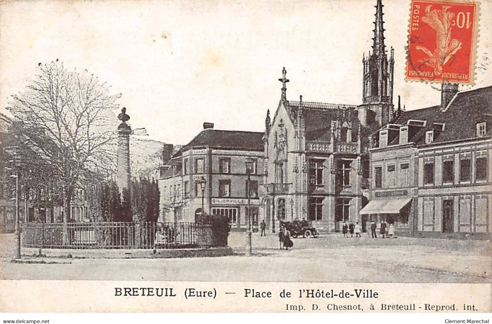 BRETEUIL - Place De L'Hôtel De Ville - Très Bon état - Breteuil