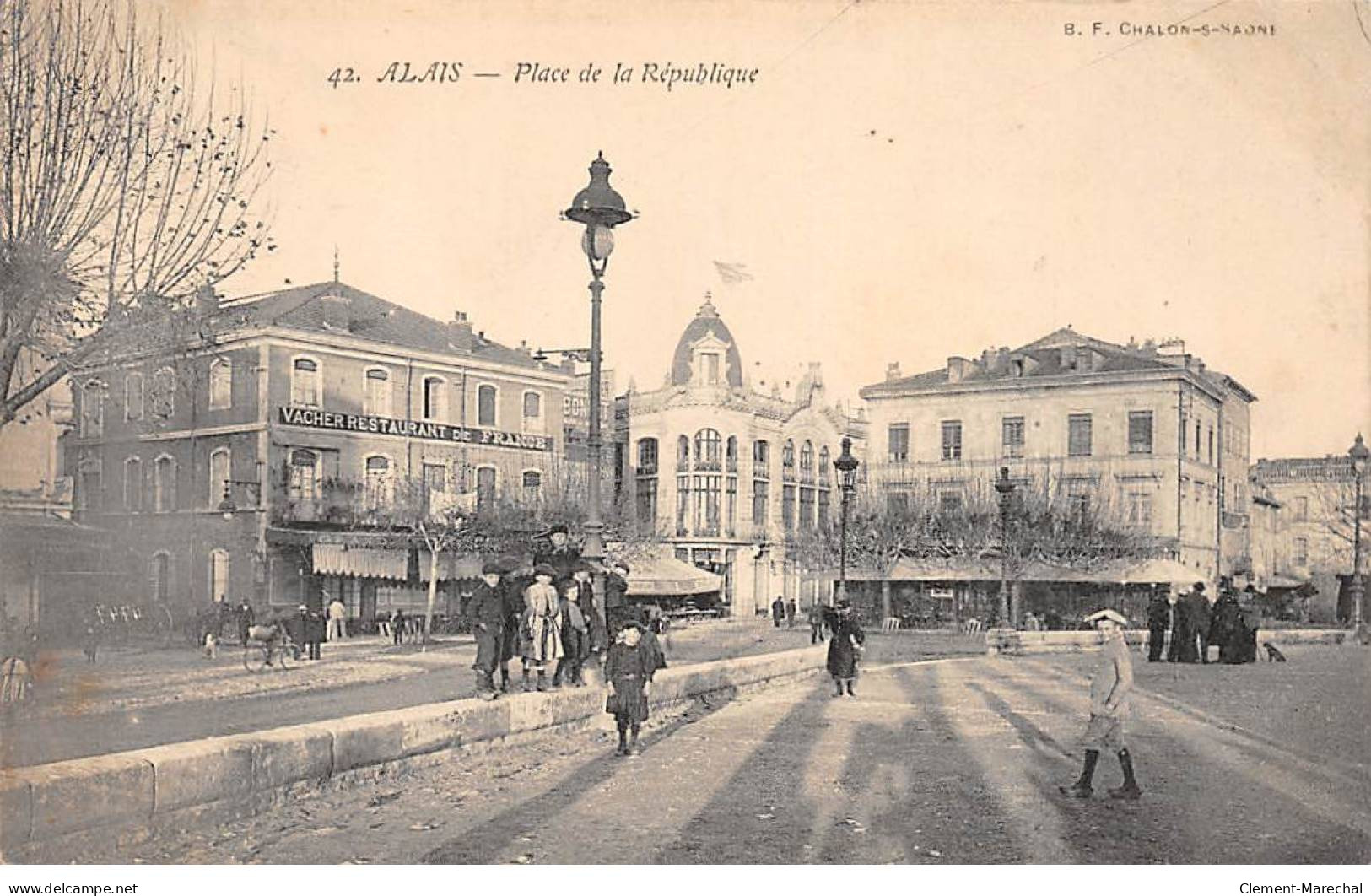 ALAIS - Place De La République - Très Bon état - Alès