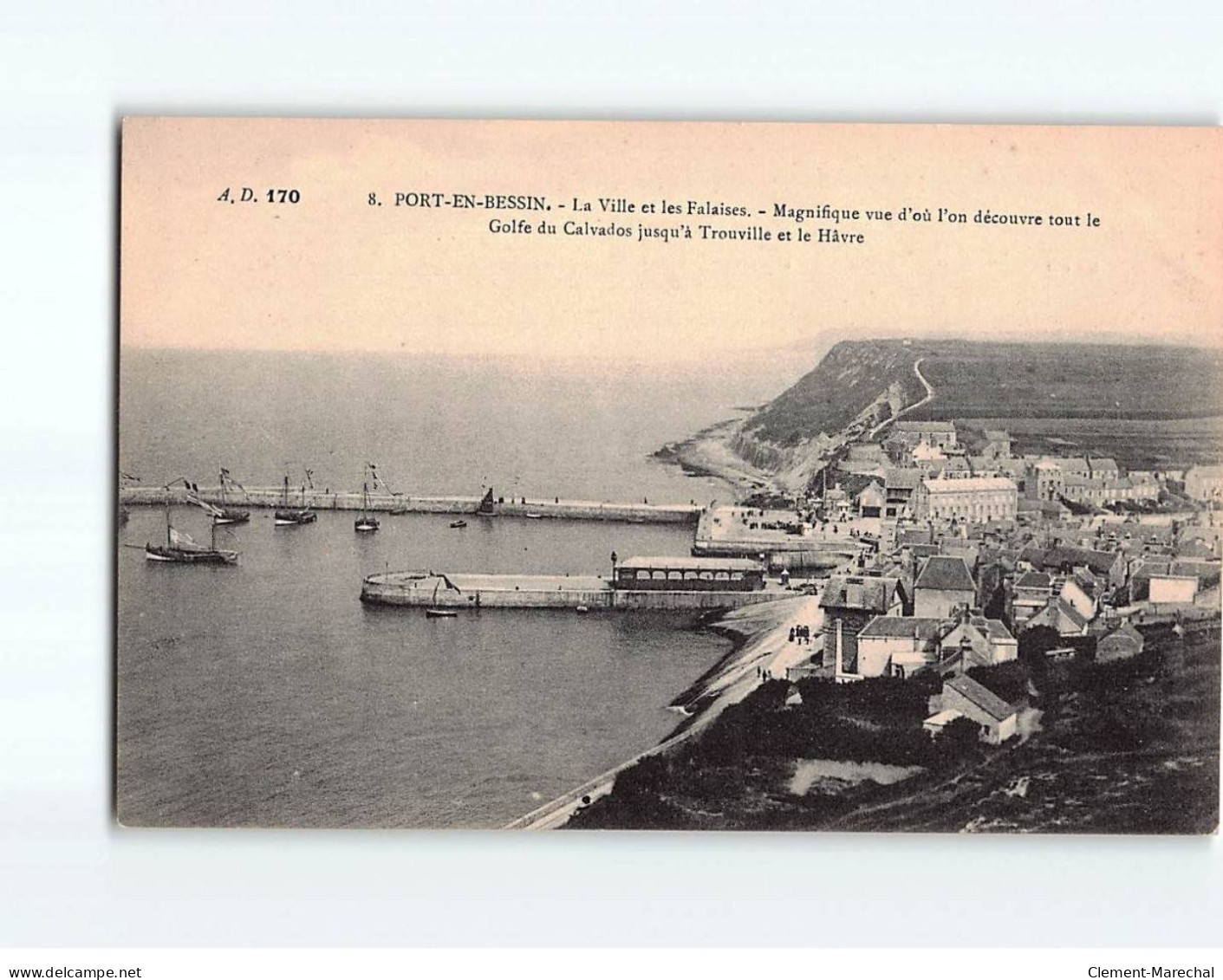 PORT EN BESSIN : La Ville Et Les Falaises - Très Bon état - Port-en-Bessin-Huppain