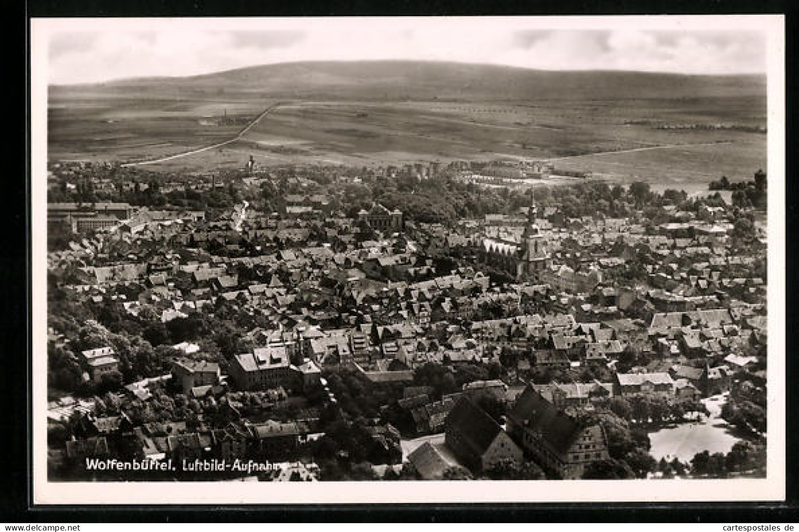 AK Wolfenbüttel, Gesamtansicht, Luftbild  - Wolfenbuettel