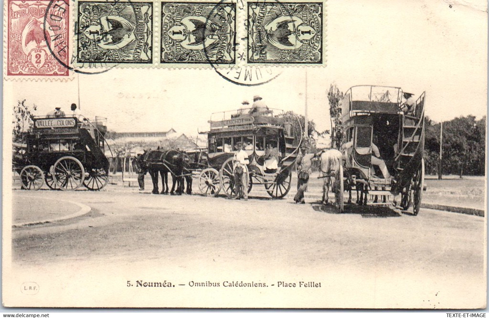 NOUVELLE CALEDONIE - NOUMEA - Omnibus  Place Feillet - Nouvelle Calédonie