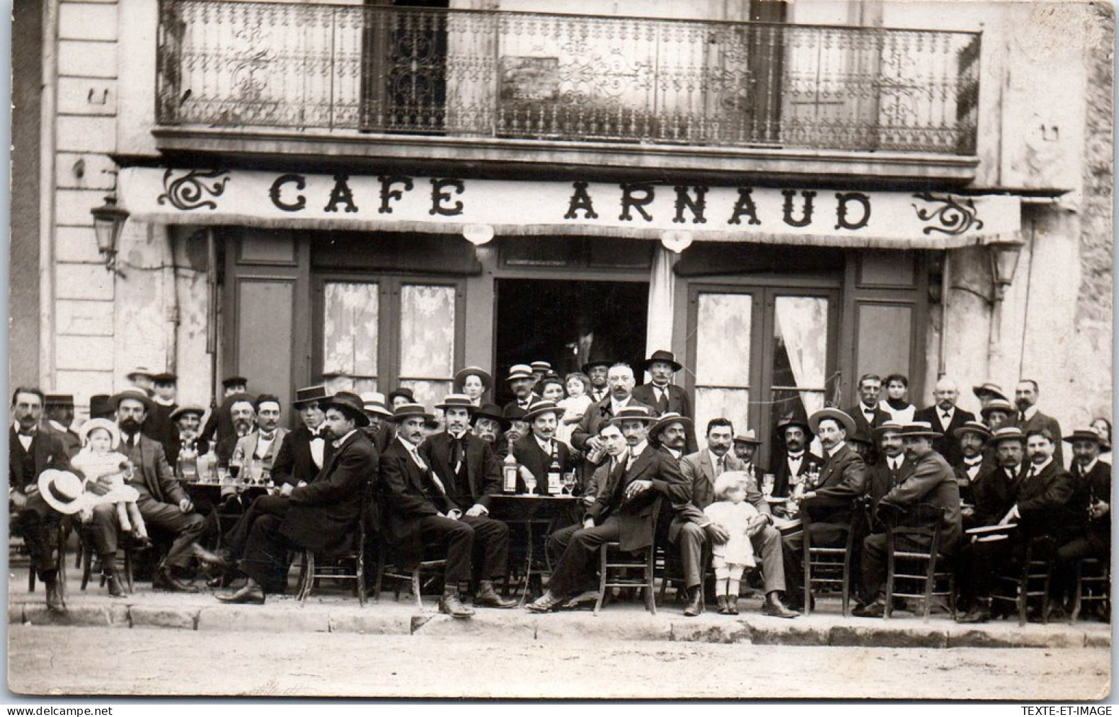 34 CAUX - CARTE PHOTO Cafe ARNAUD 05 Place De La Republique  - Altri & Non Classificati