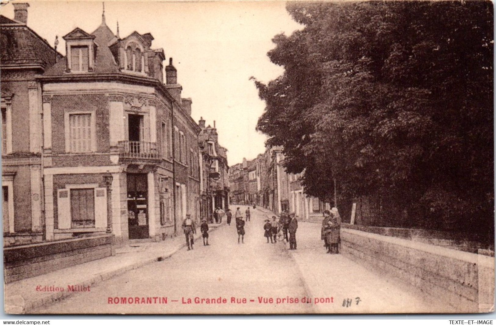 41 ROMORANTIN - La Grande Rue - Vue Prise Du Pont. - Romorantin