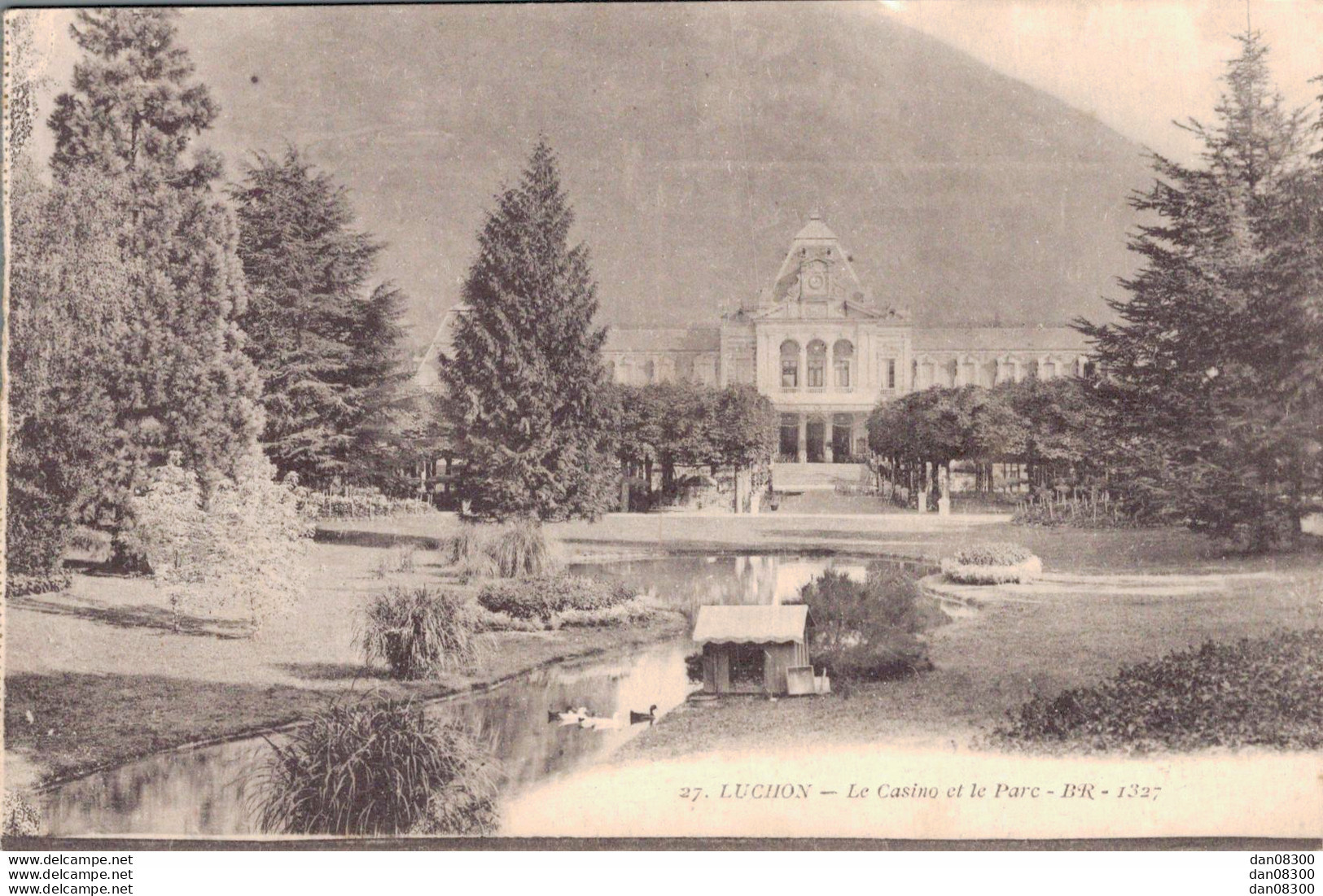 31 LUCHON LE CASINO ET LE PARC - Luchon