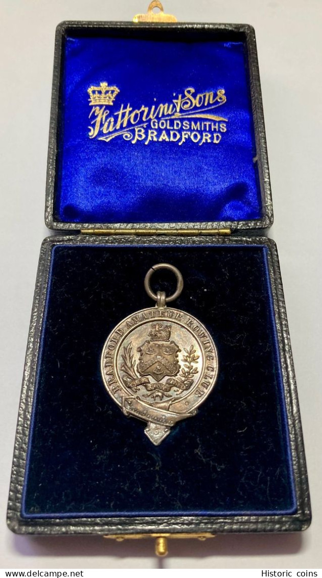 1898 BRADFORD AMATEUR ROWING CLUB .925 Hallmarked Silver Medal In Case - Professionnels/De Société