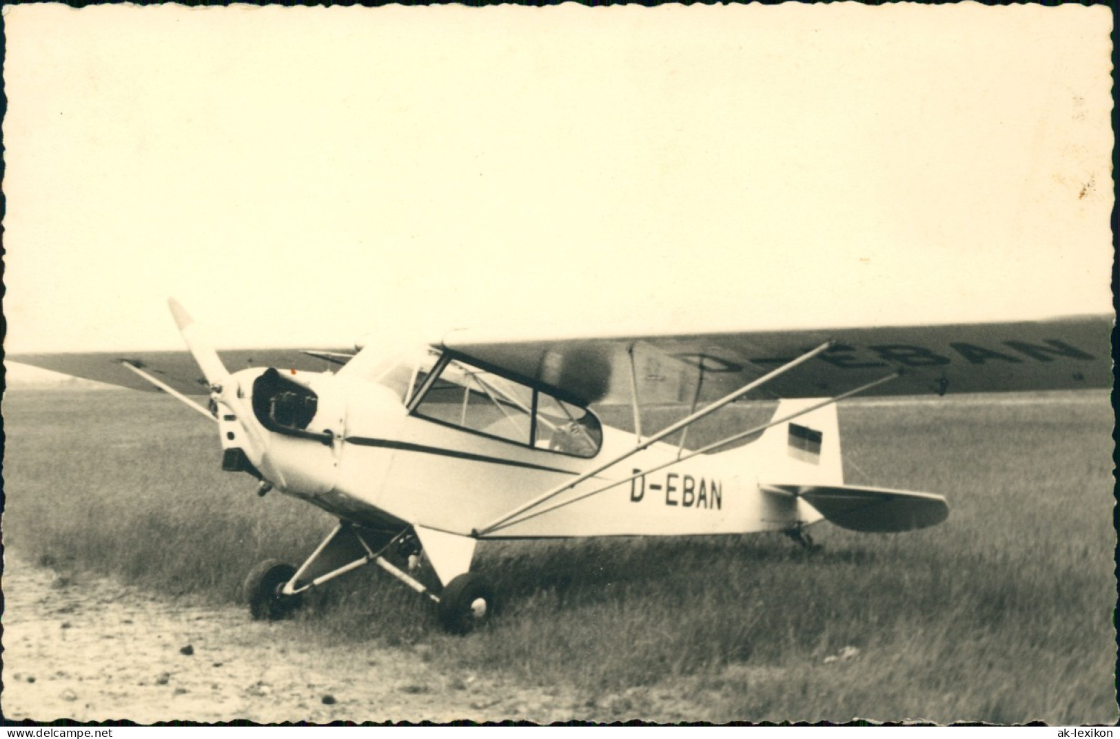 Foto  Flugzeug Airplane Avion D-EBAN Einmotorig 1964 Privatfoto Foto - 1946-....: Modern Era