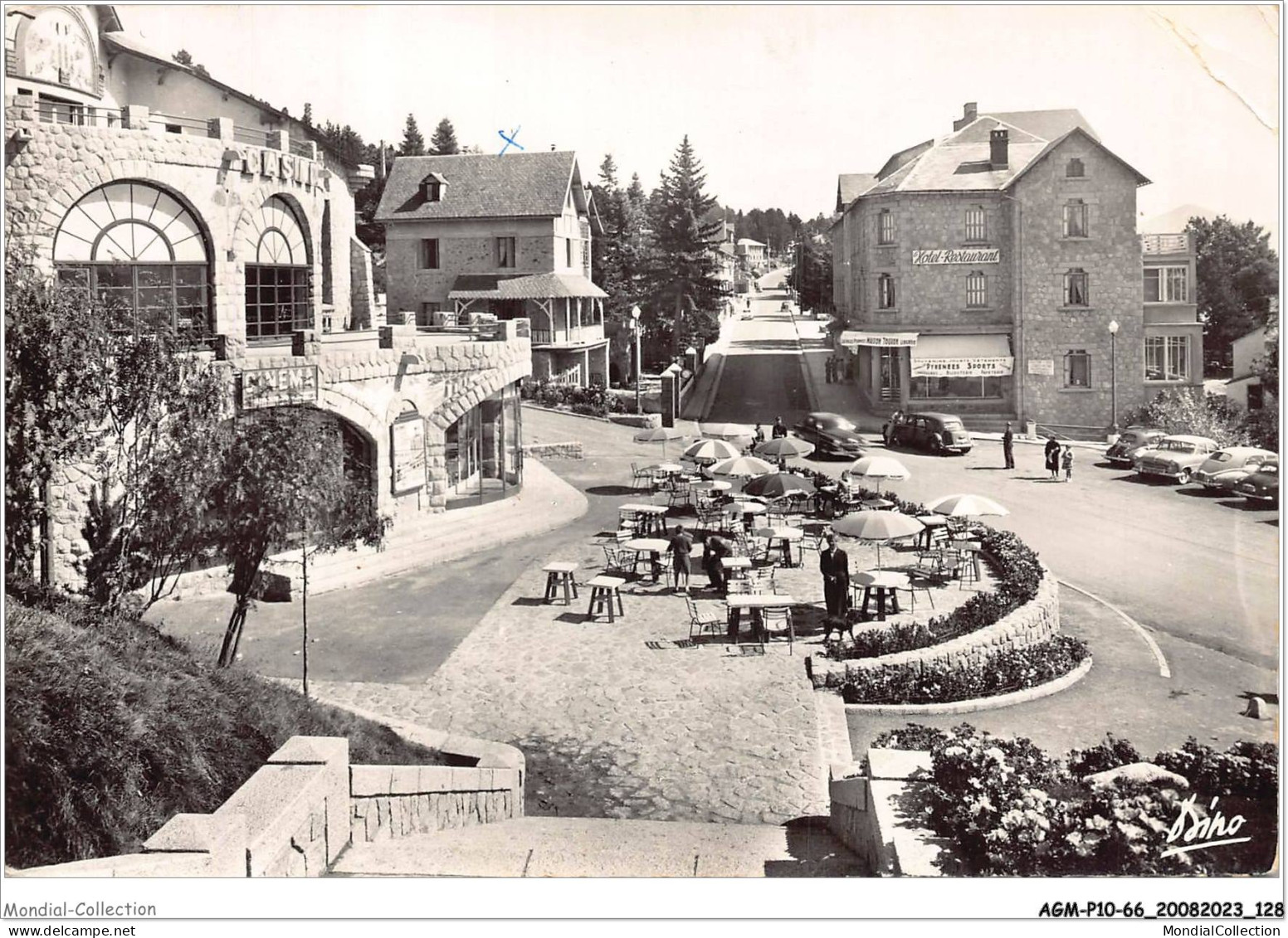 AGMP10-0734-66 - FONT-ROMEU - Station D'été Et D'hiver - Place Du Casino Et Avenue E Brousse  - Prades