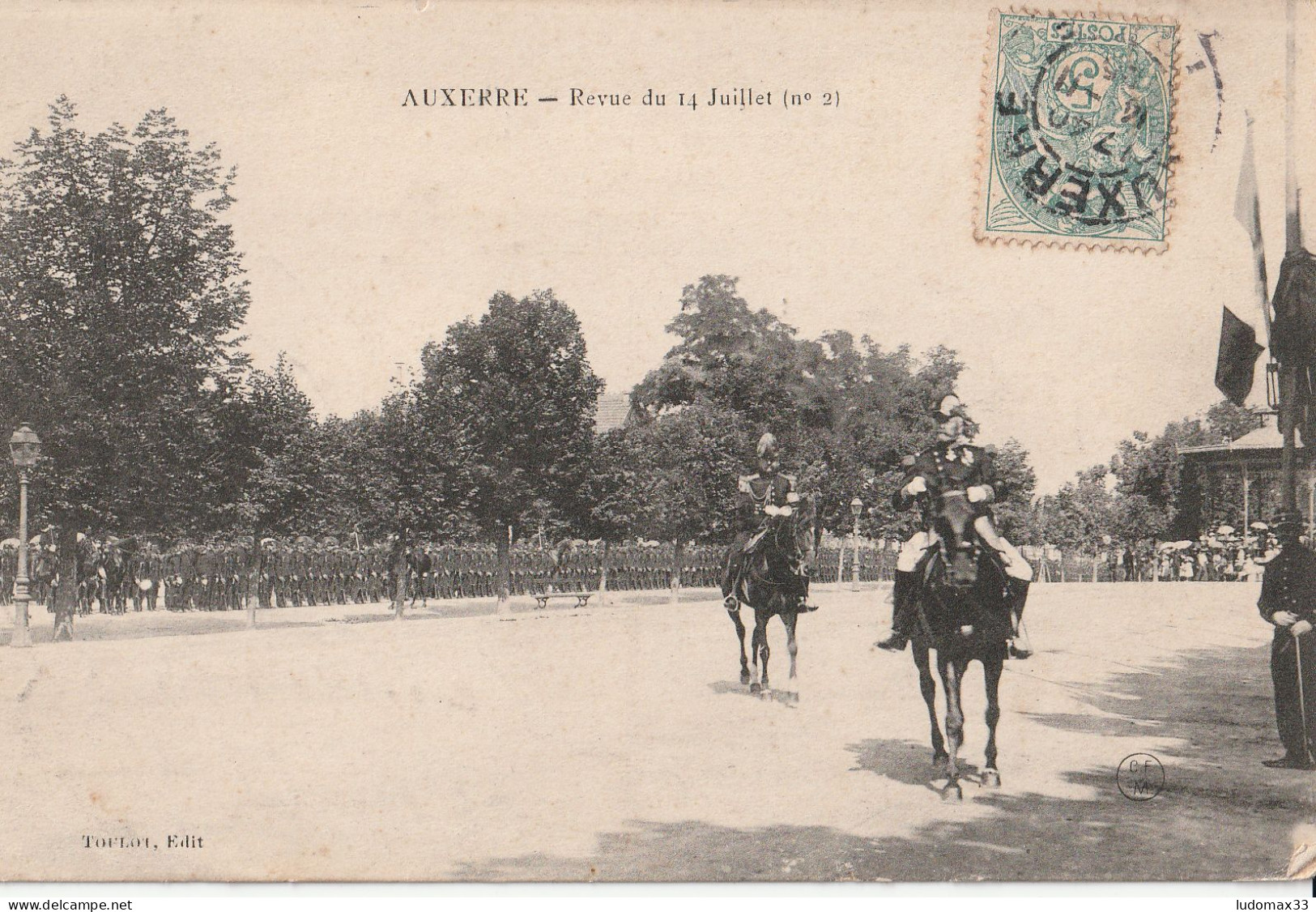 Auxerre - Revue Du 14 Juillet - Défilé, Militaires - Auxerre