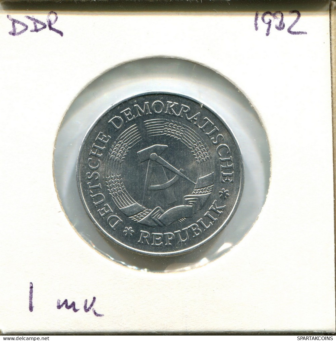 1 MARK 1982 A DDR EAST GERMANY Coin #AU784.U.A - 1 Marco