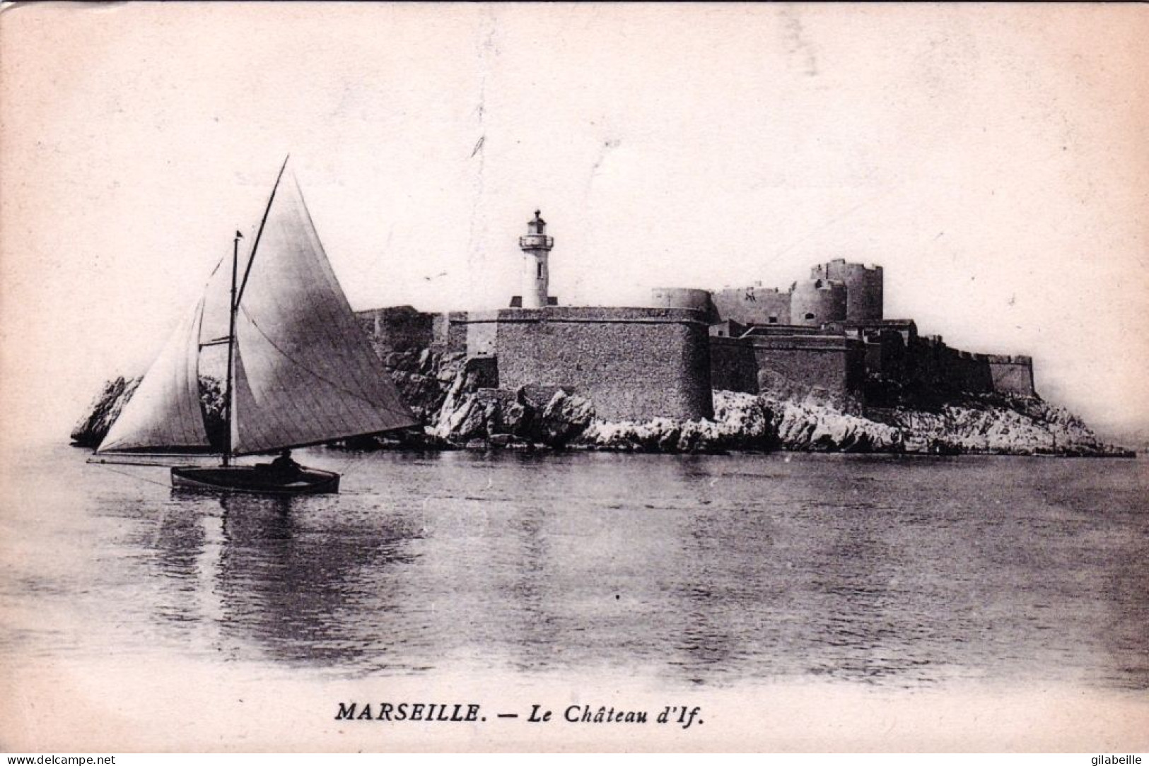 13 - MARSEILLE - Voilier Devant  Le Chateau D If - Festung (Château D'If), Frioul, Inseln...