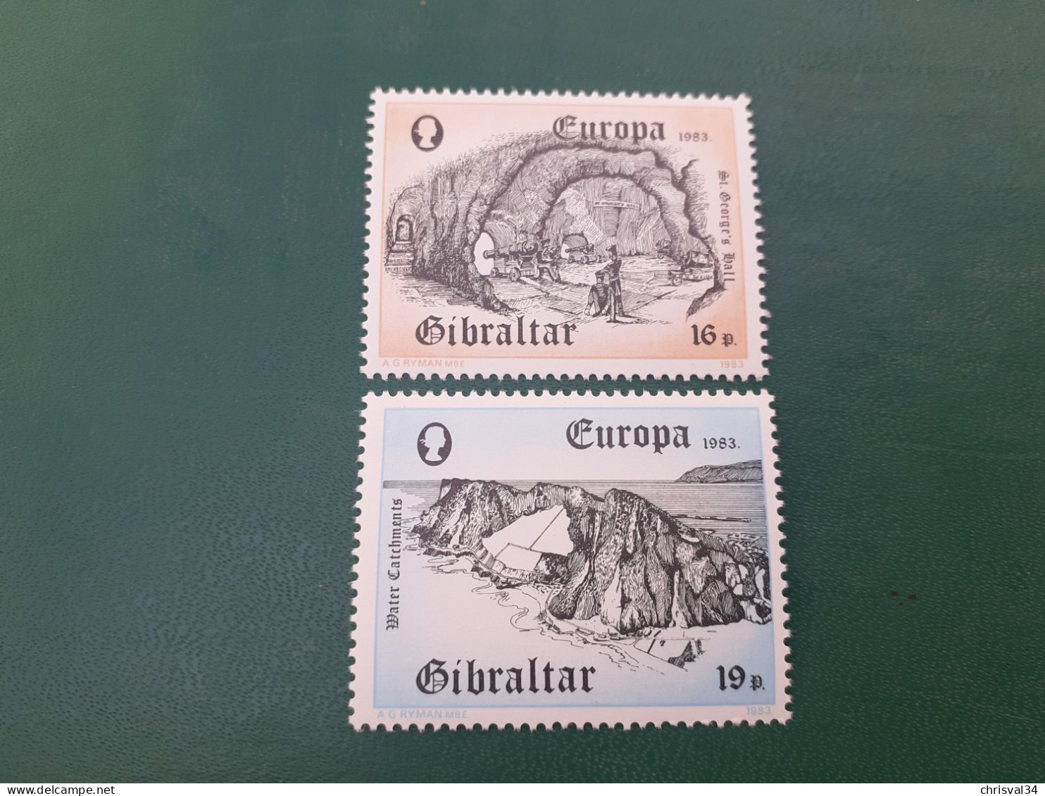 TIMBRES  GIBRALTAR    ANNEE  1983    N  471  /  472        NEUFS  LUXE** - Gibraltar