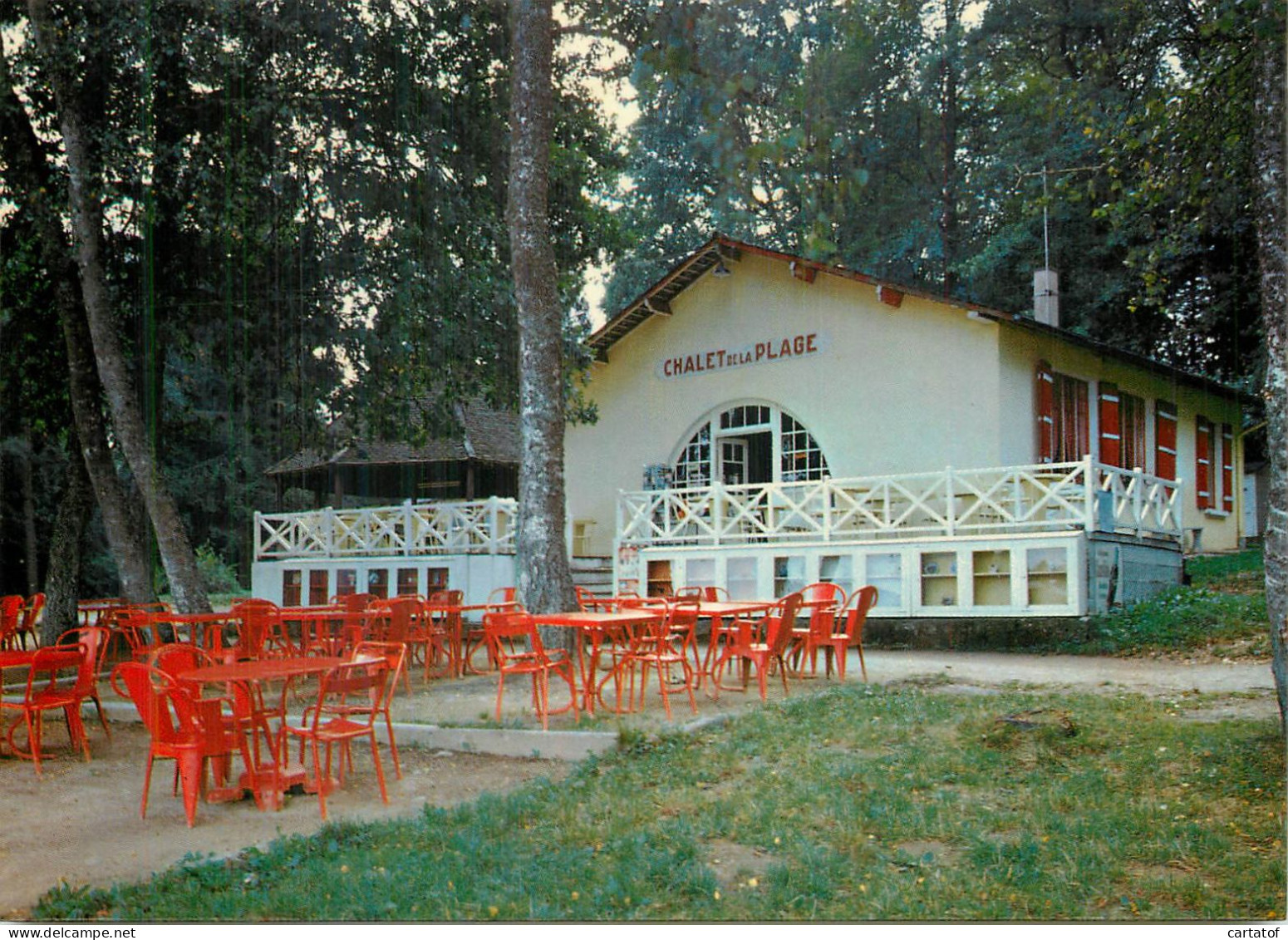 Le Lac Des SETTONS .  Le CHALET DE LA PLAGE . - Andere & Zonder Classificatie