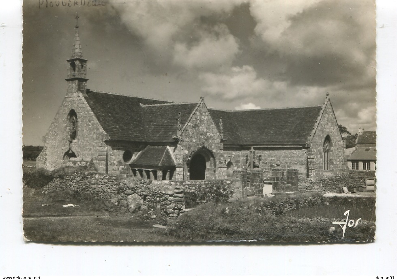 CPSM GF - PLOUGUERNEAU - Eglise N-Dame De Grouanec Le Porche Et L'ossuaire - Edition Jos Le Doaré - Etat - - Plouguerneau