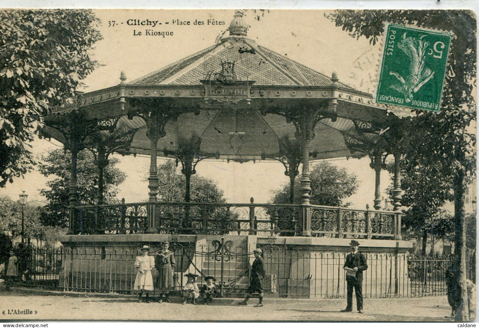 -92 - HAUTS-de-SEINE - CLICHY - Place Des Fetes. -  Le Kiosque - Clichy