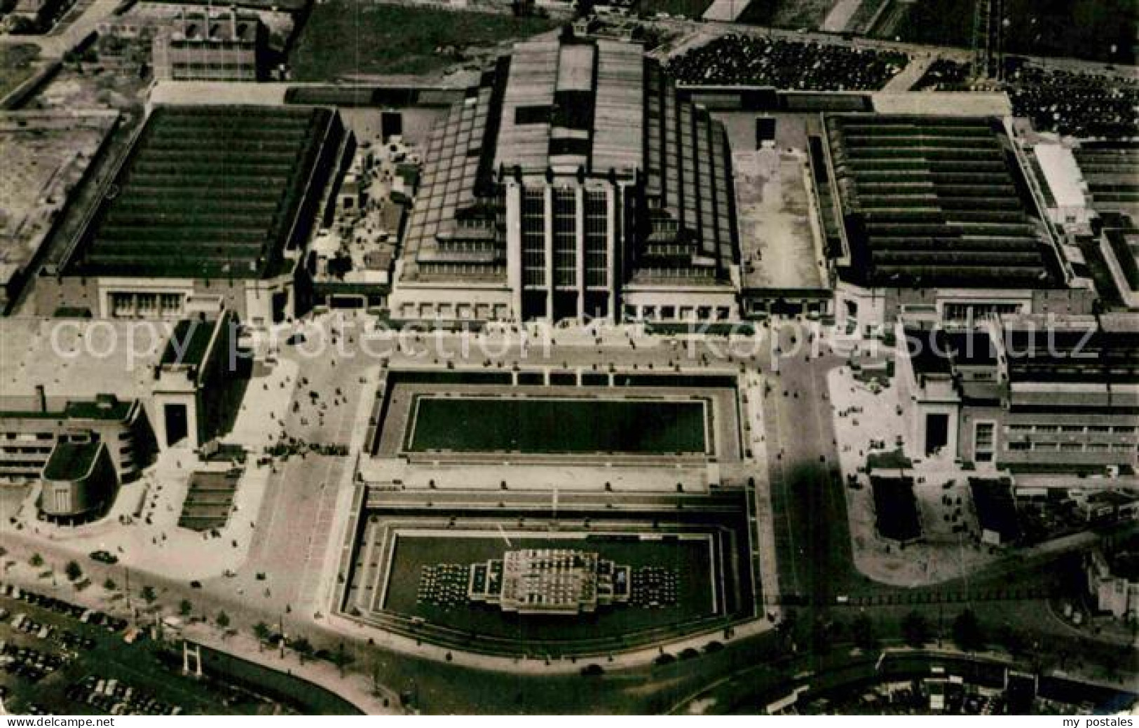 72892201 Bruxelles Bruessel Panorama Du Centenaire Vue Aerienne  - Autres & Non Classés