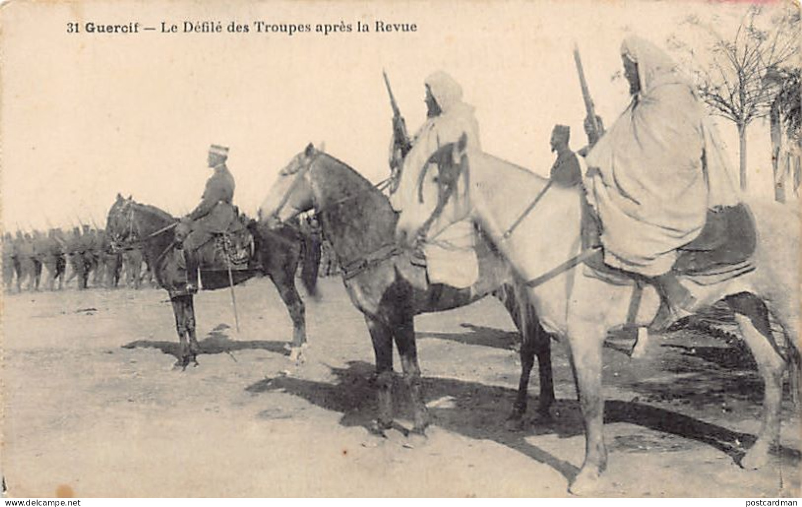 Maroc - GUERCIF - Le Défilé Des Troupes Après La Revue - Ed. Boumendil 31 - Autres & Non Classés