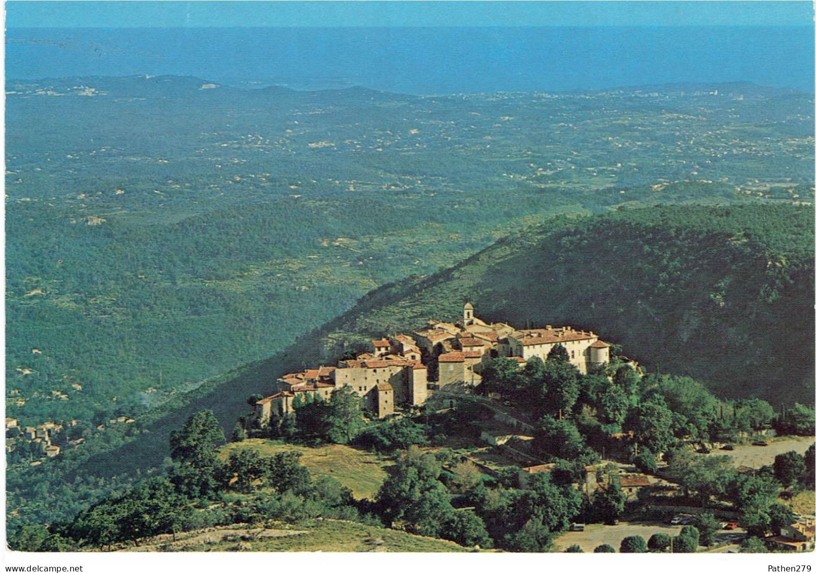 CPM FRANCE 06 ALPES-MARITIMES GOURDON -  Vue Aérienne - Gourdon