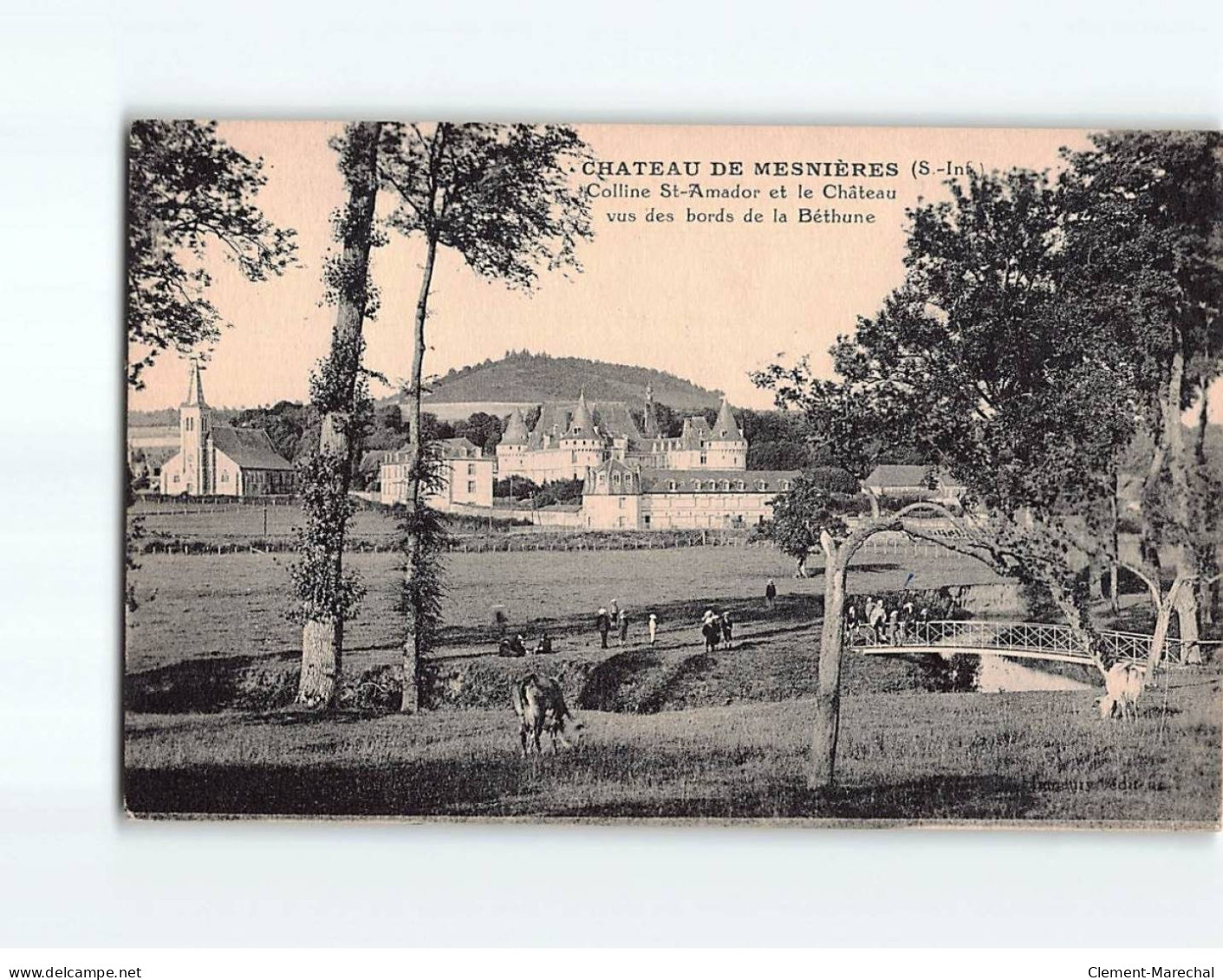 Château de MESNIERES : Colline Saint-Amador et le château, vue des bords de la Béthune - état