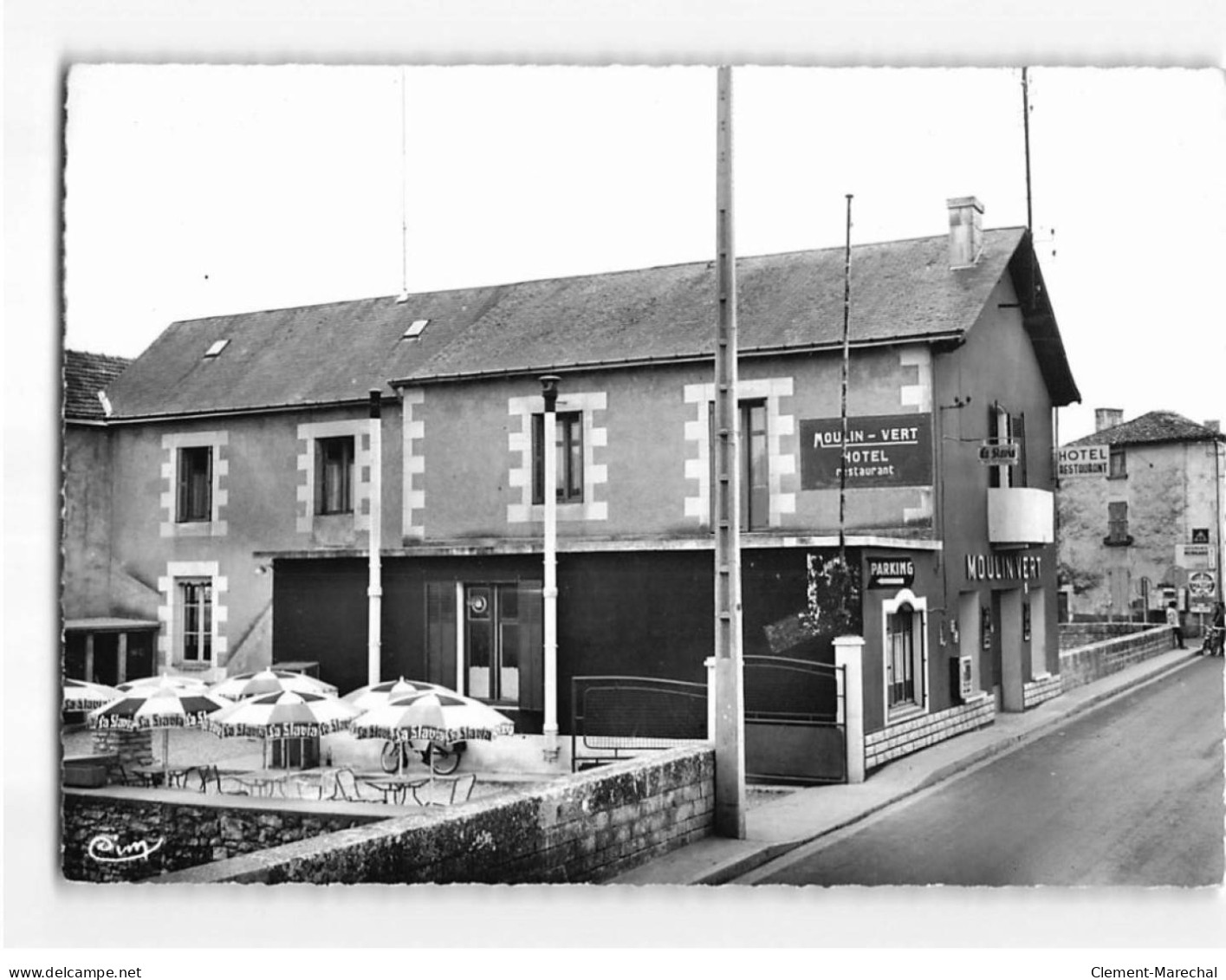 MIGNE AUXANCES : Hôtel-Restaurant ""Le Moulin Vert"" - Très Bon état - Chatellerault